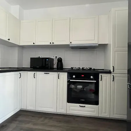 Apartment Luxury - Pipera Metro Station - Near Promenada Mall