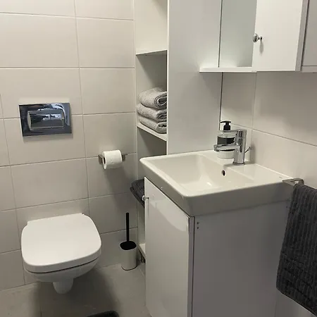 Apartment Luxury - Pipera Metro Station - Near Promenada Mall *