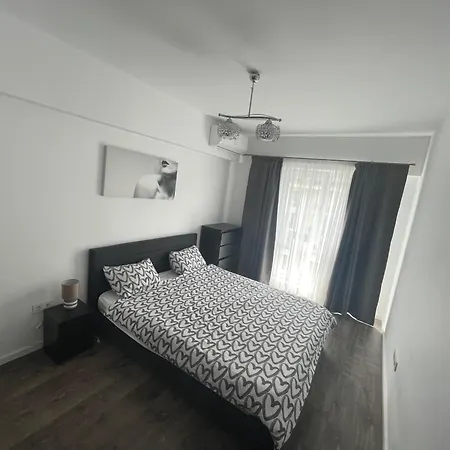 Luxury - Pipera Metro Station - Near Promenada Mall בוקרשט